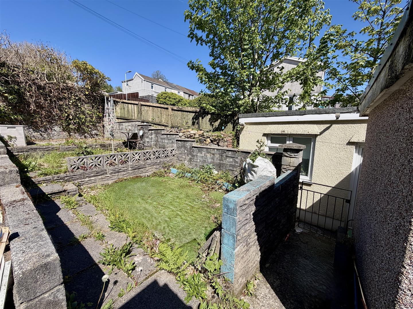 Strawberry Place, Morriston, Swansea, SA6 7AG